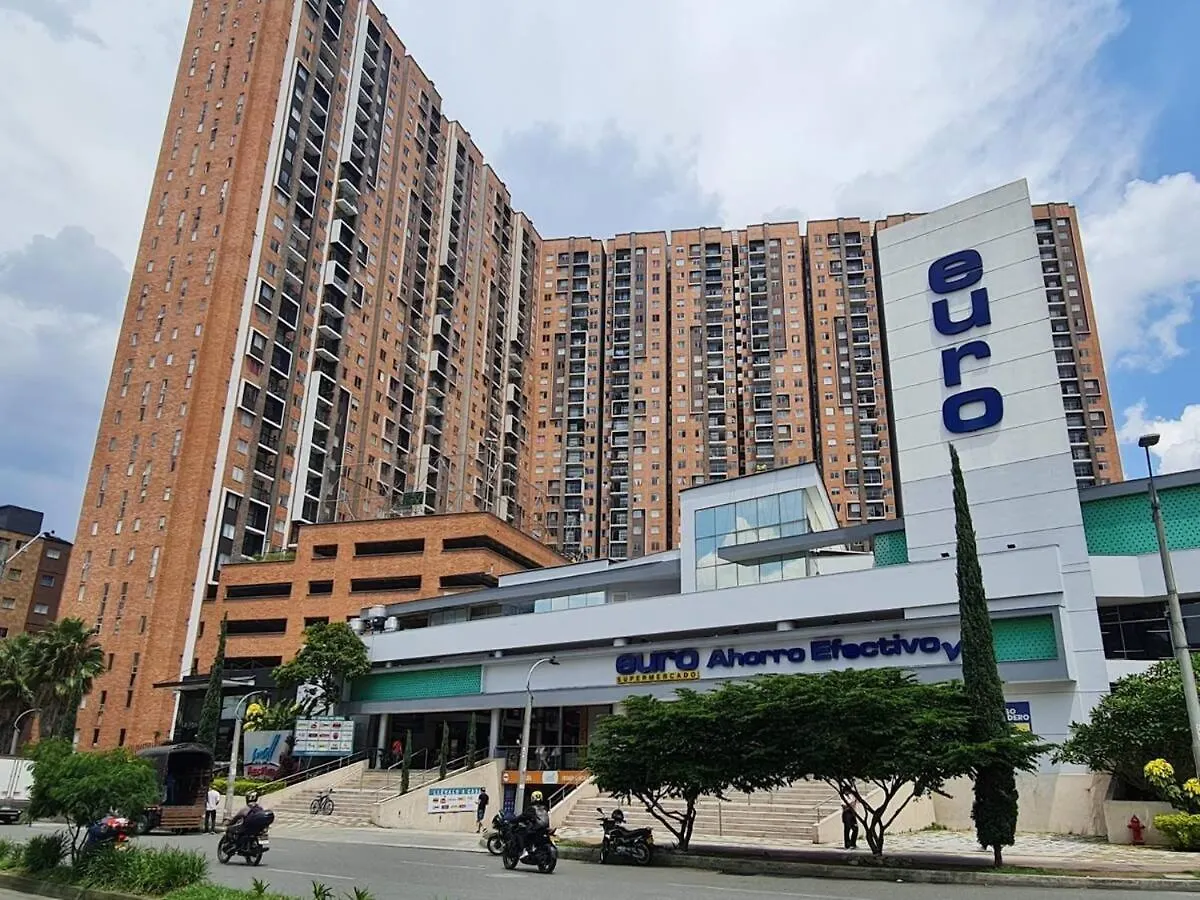 Apartamento Turistico Cerca A La Estacion Del Metro Sabaneta