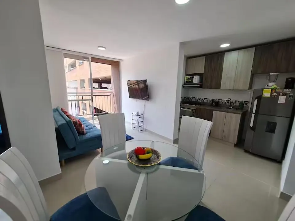Apartamento Turistico Cerca A La Estacion Del Metro Sabaneta
