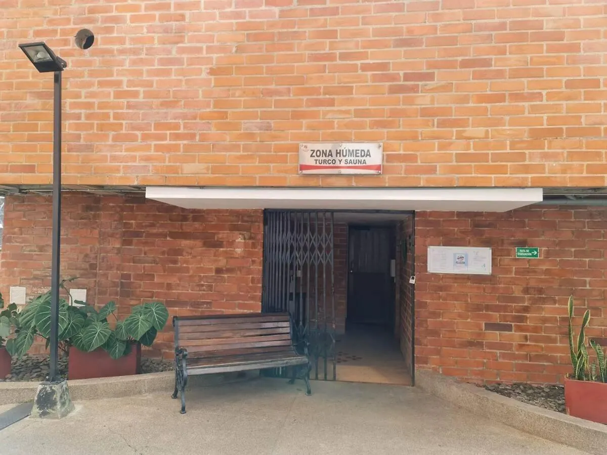 Apartamento Turistico Cerca A La Estacion Del Metro Sabaneta