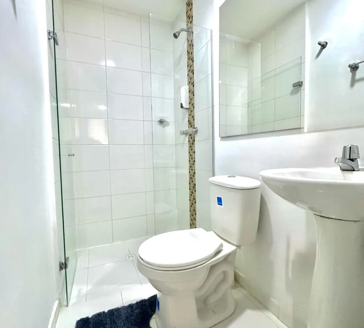 Apartamento Turistico Cerca A La Estacion Del Metro Sabaneta