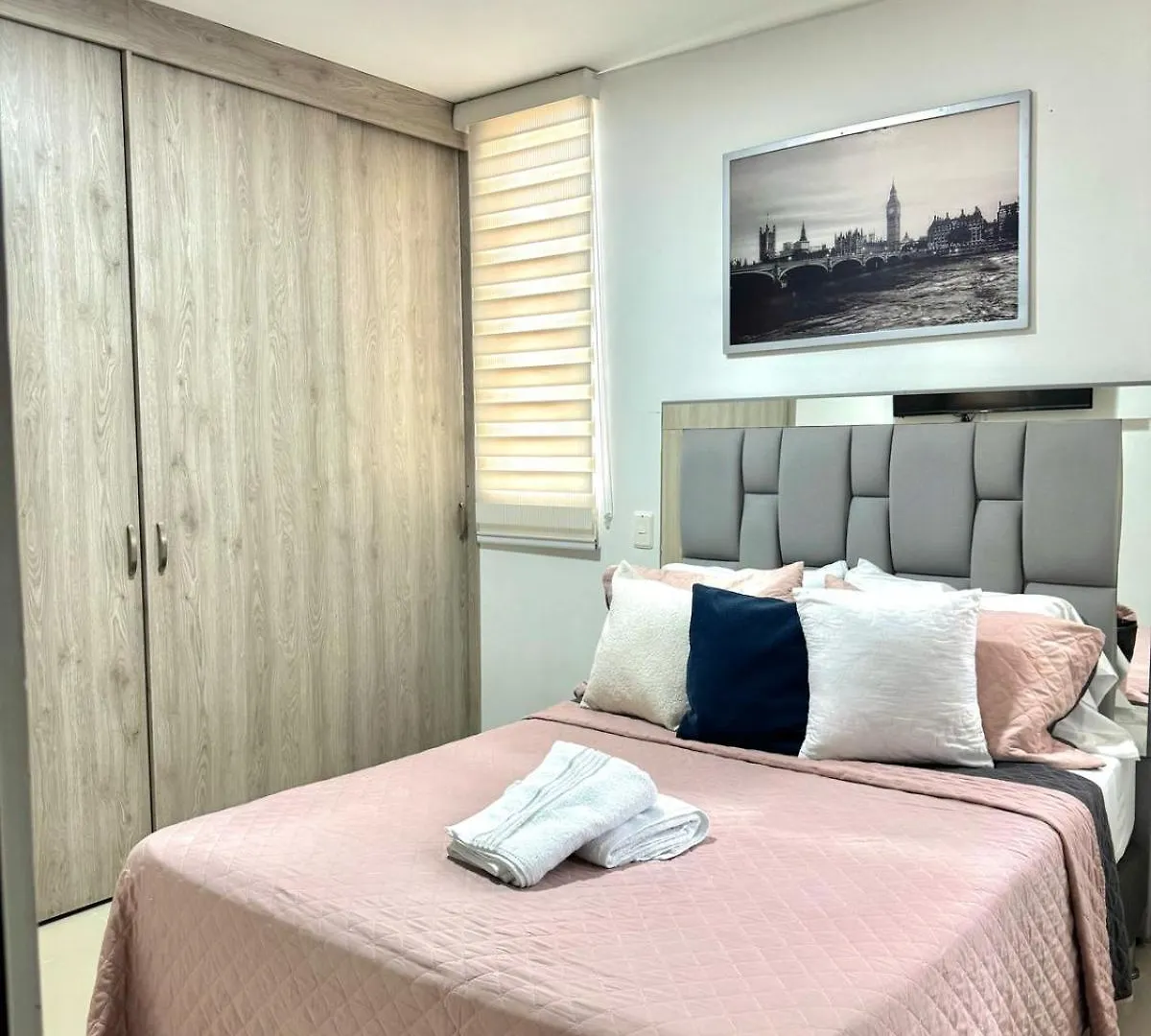 Apartamento Turistico Cerca A La Estacion Del Metro Sabaneta Colômbia