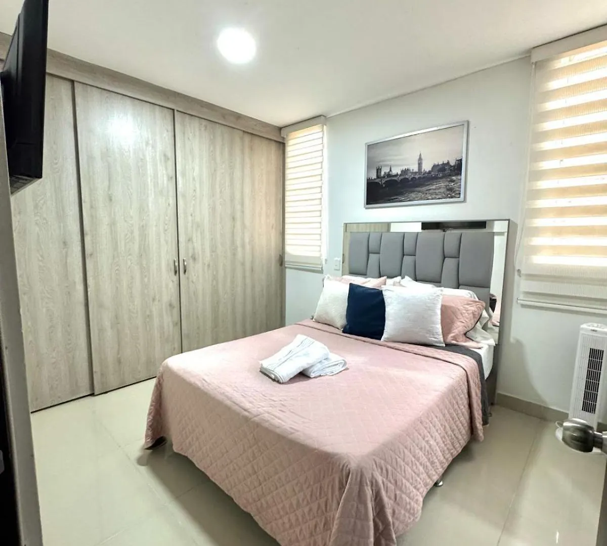 Apartamento Turistico Cerca A La Estacion Del Metro Sabaneta Colômbia